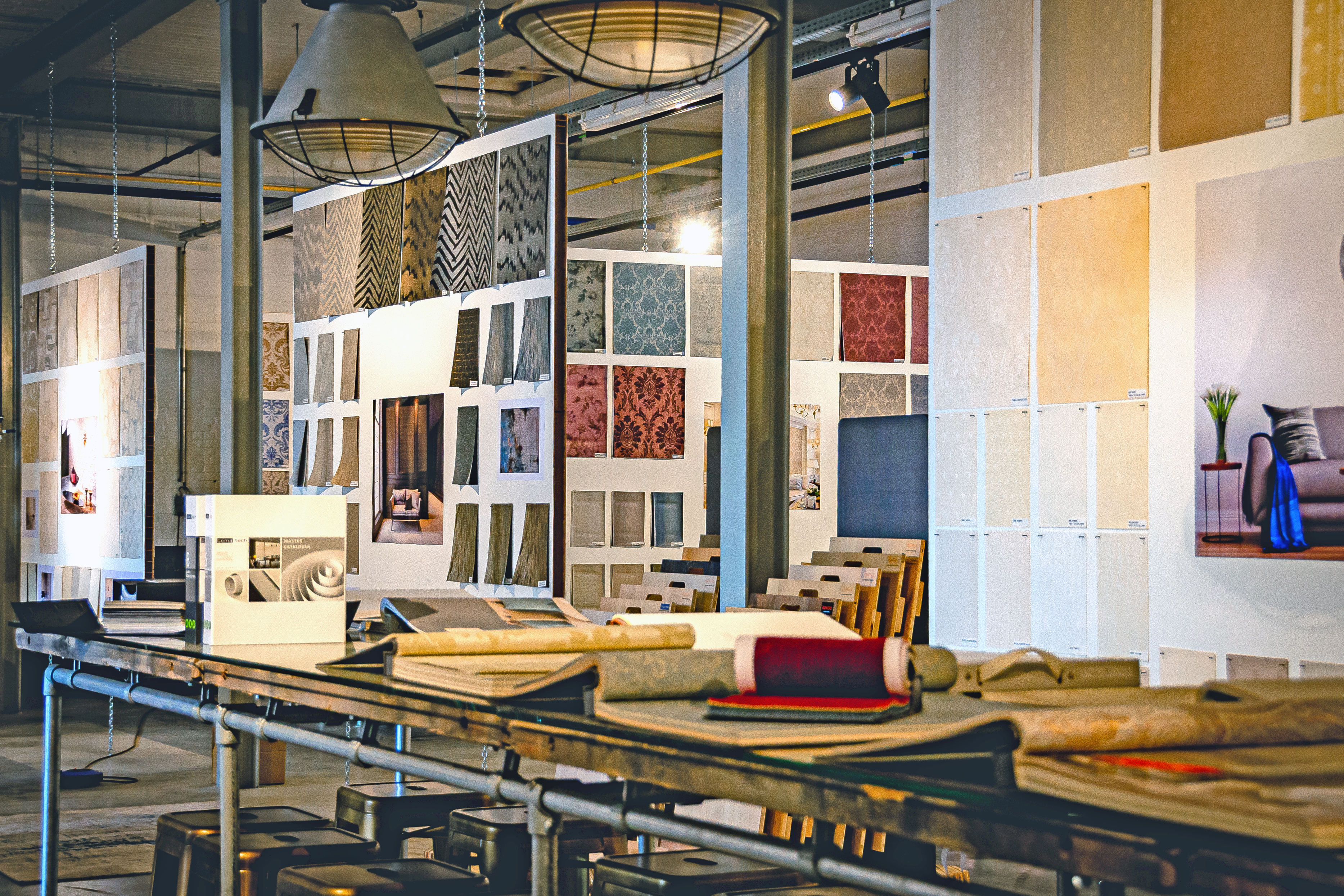 Factory 20 est à la fois un magasin d'usine et un concept store établi dans le plus ancien tissage de Belgique.